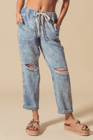 Distressed Denim Jogger Jean