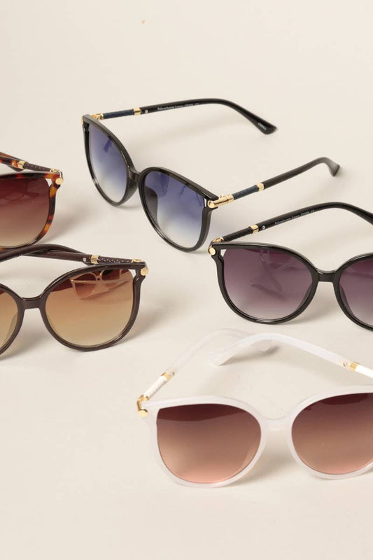 Jessie Round Temples Gradient Sunglasses