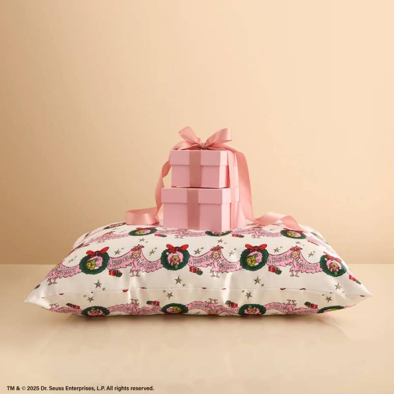 KITSCH - The Grinch x Kitsch Satin Pillowcase in Cindy Lou Who